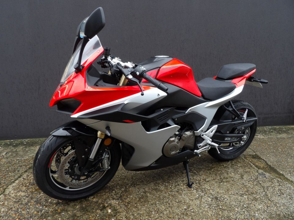 QJ MOTOR SRK 600 RS 6