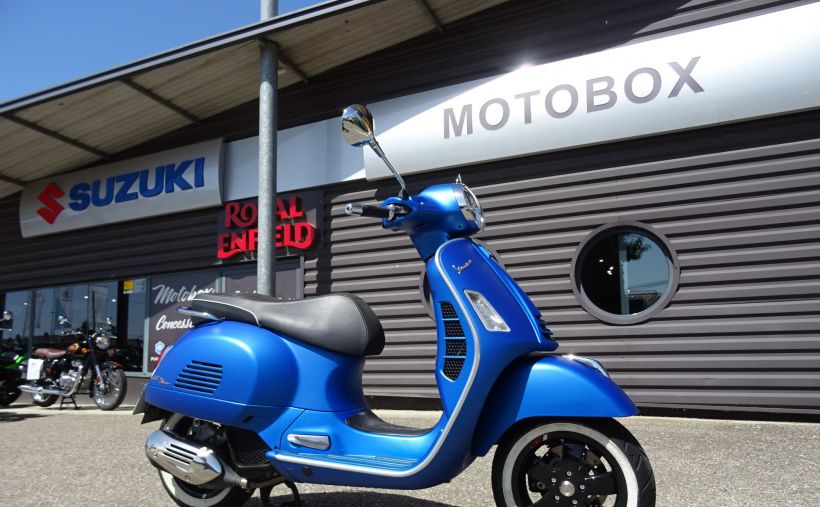 VESPA GTS SUPER SPORT 0