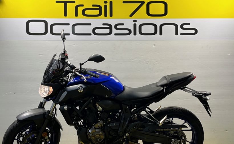 YAMAHA MT-07 1