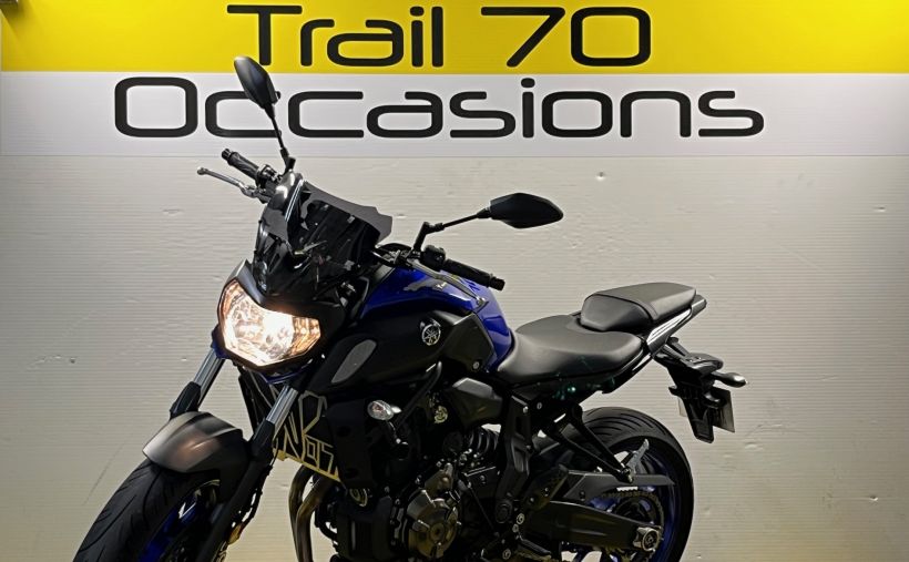 YAMAHA MT-07 7