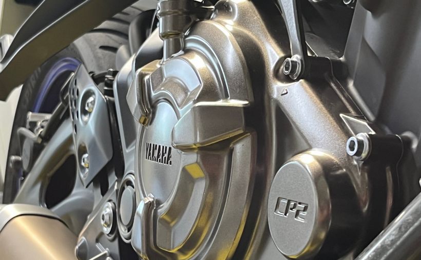 YAMAHA MT-07 4