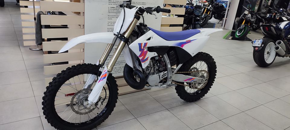 YAMAHA YZ250 18