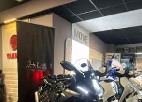 YAMAHA YZF 1000 R1 - 2016