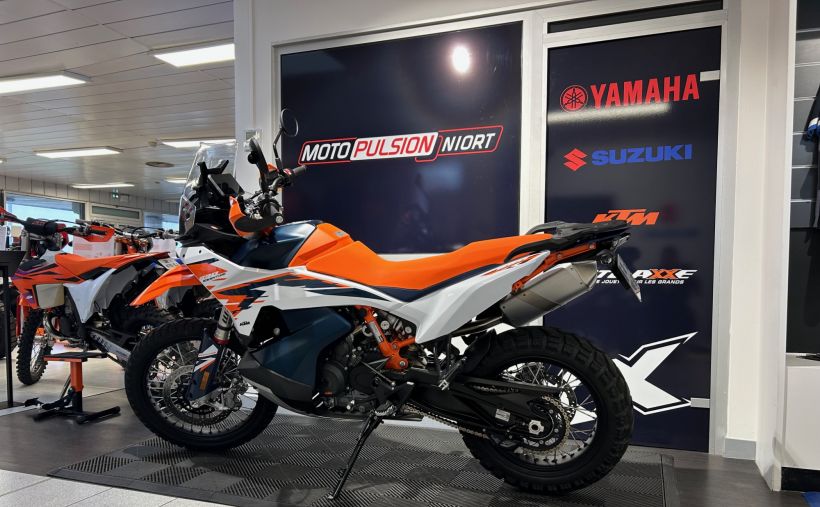 KTM 890 ADVENTURE R 6