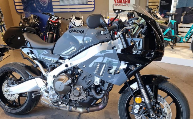 YAMAHA XSR 900 GP 0