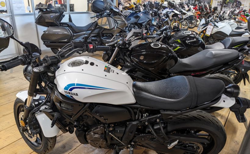 YAMAHA XSR 700 ABS 5
