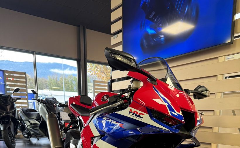 HONDA CBR 1000 RR FIREBLADE 0