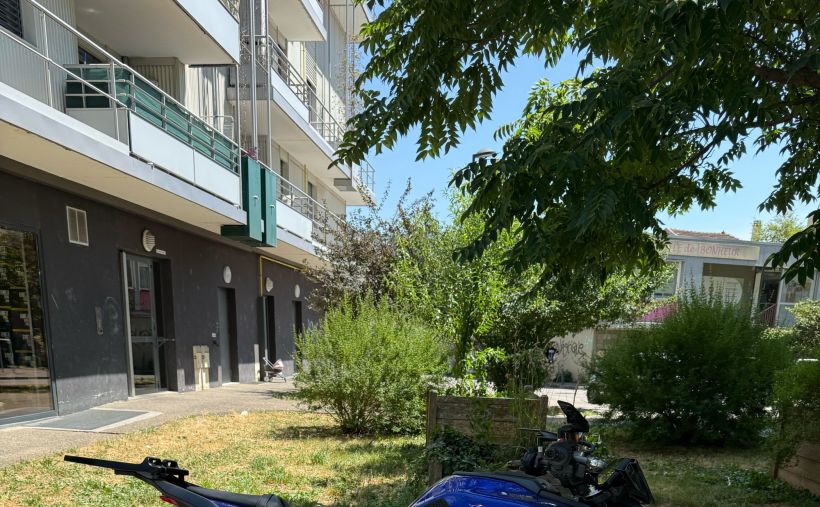 YAMAHA MT-09  Y-AMT 1