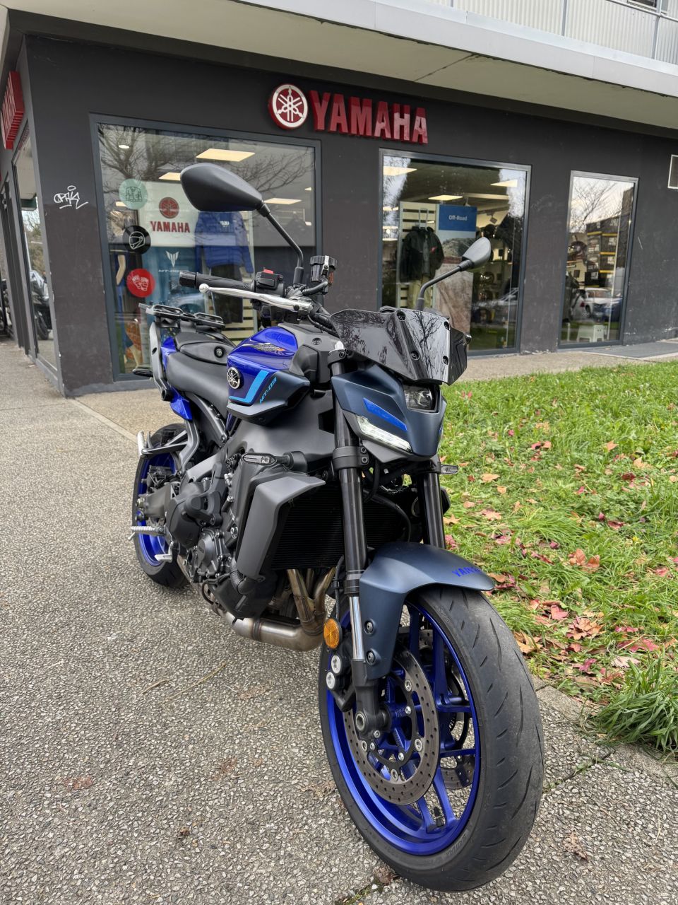 YAMAHA MT-09  Y-AMT 0