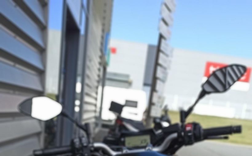 YAMAHA MT-10 6
