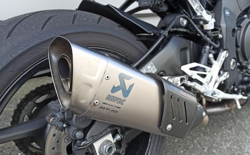 YAMAHA MT-10 7