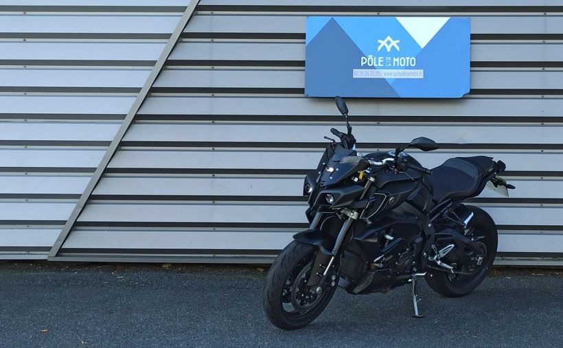 YAMAHA MT-10 10