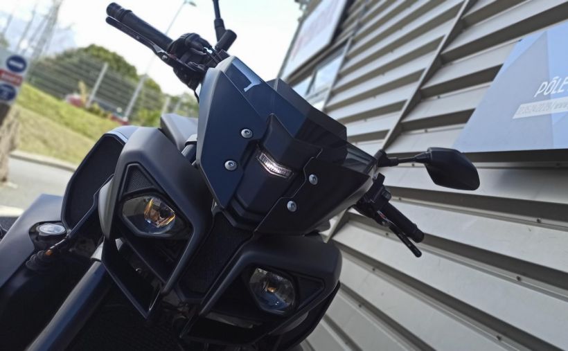 YAMAHA MT-10 13