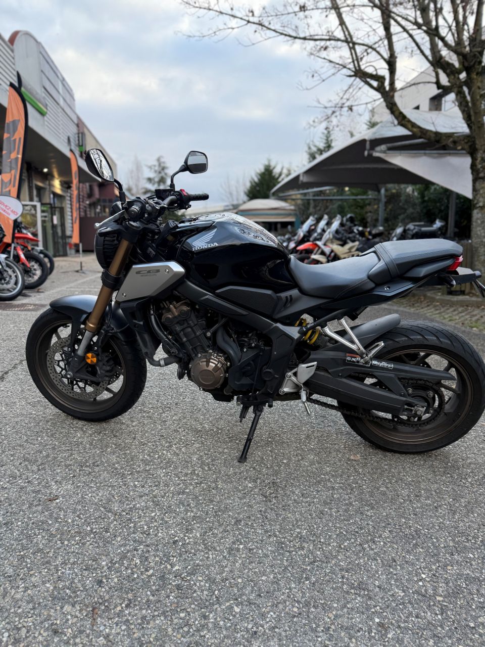 HONDA CB 650 R 2