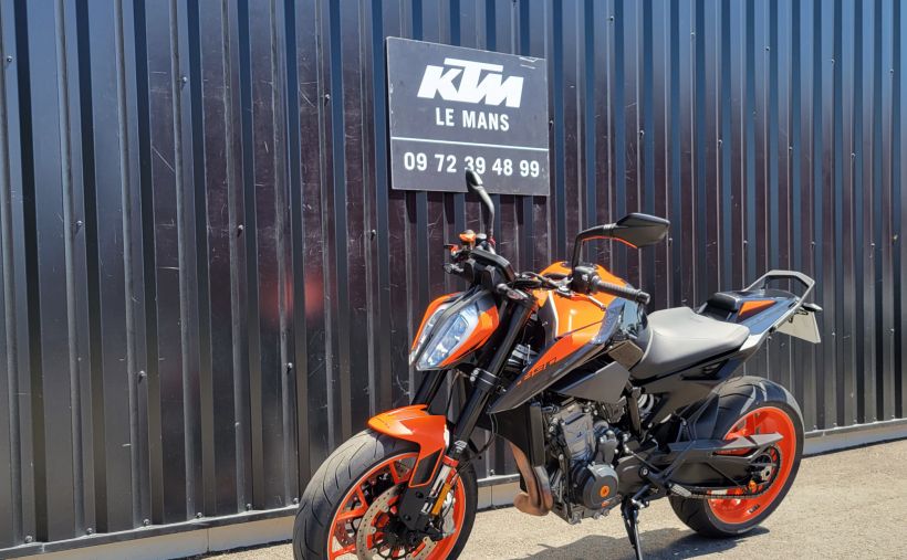KTM 890 DUKE 2