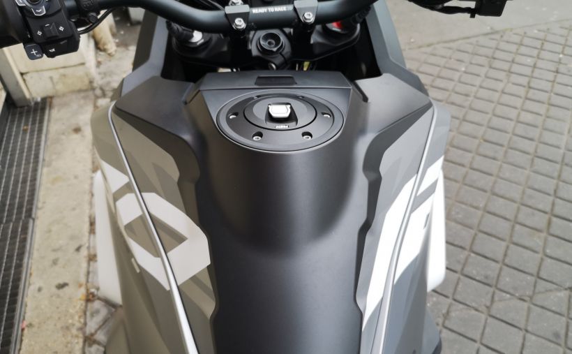 KTM 1290 SUPER ADVENTURE S 8