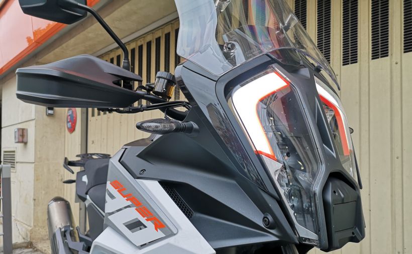 KTM 1290 SUPER ADVENTURE S 28
