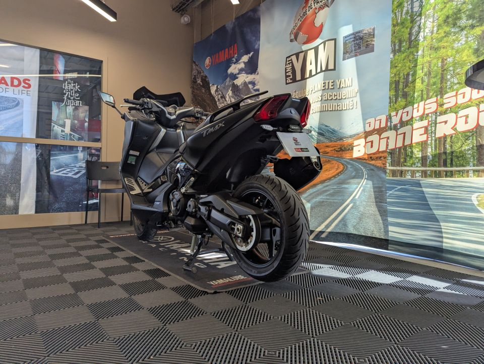 YAMAHA XP T-MAX 530 SX 7