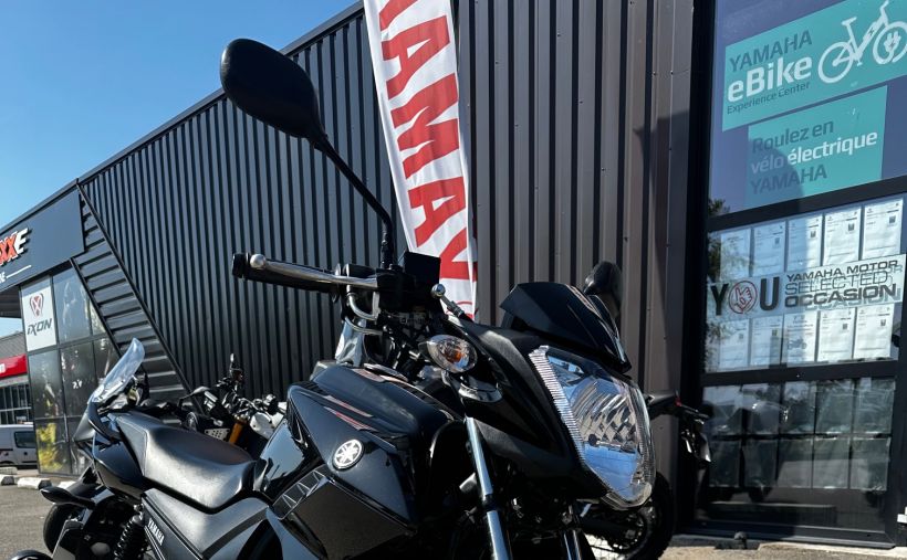 YAMAHA YS 125 1