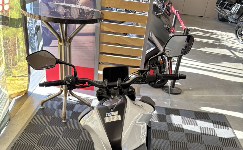 HONDA CB 125 4