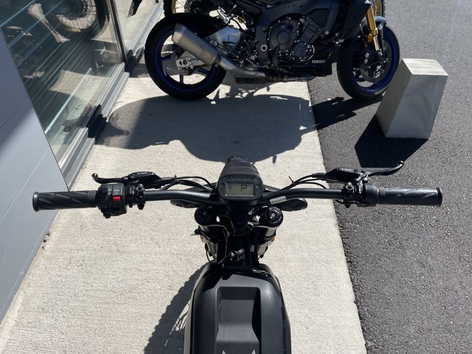 QJ MOTOR MOONRIDE 50cc 6