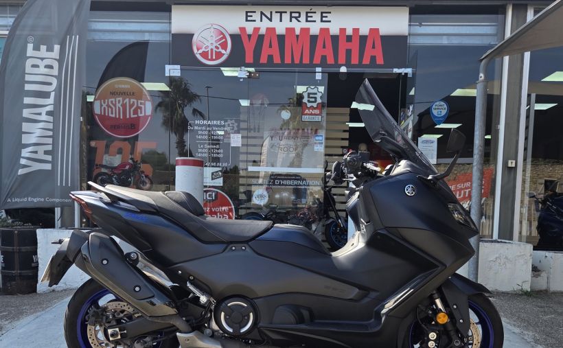 YAMAHA XP T-MAX 560 0