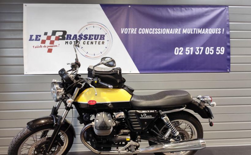 MOTO GUZZI V7 SPECIAL 2
