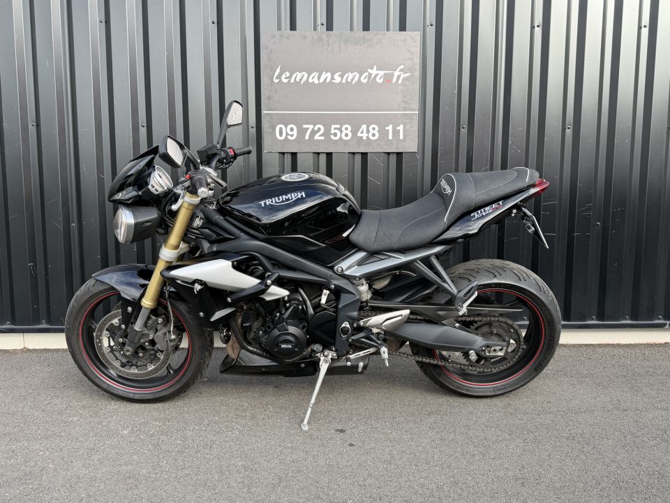 TRIUMPH STREET TRIPLE 675 5