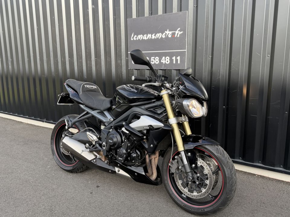 TRIUMPH STREET TRIPLE 675 10