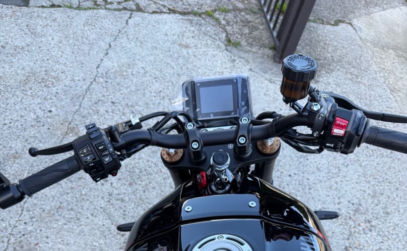 YAMAHA XSR 900 35KW 4