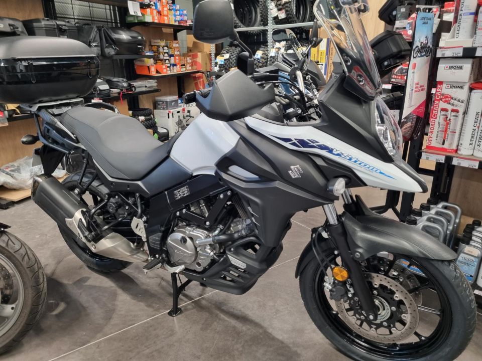 SUZUKI DL V-Strom 650 1