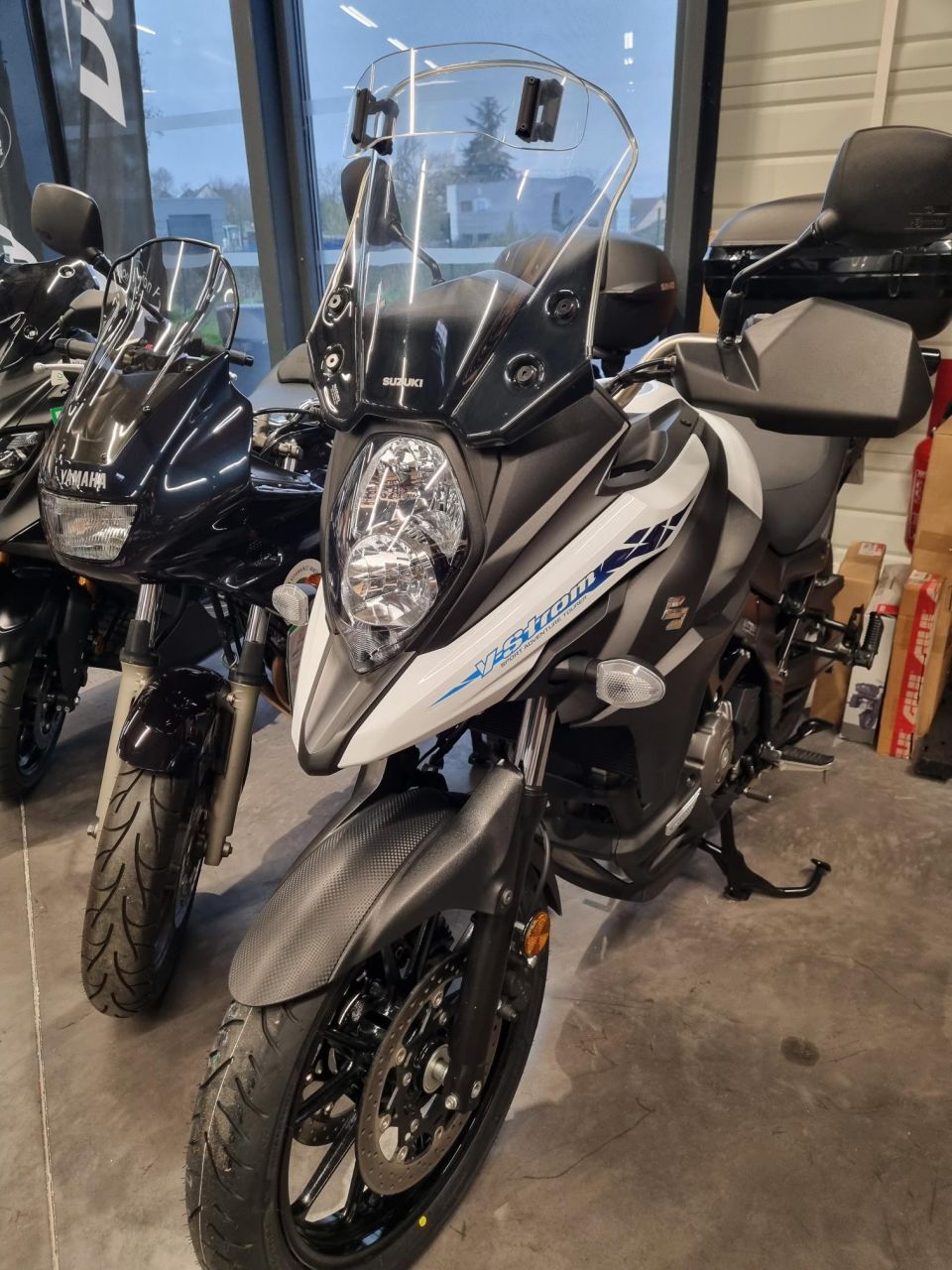 SUZUKI DL V-Strom 650 2