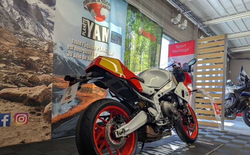 YAMAHA XSR 900 GP 2