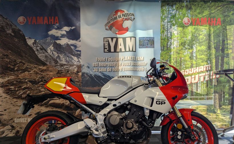 YAMAHA XSR 900 GP 0