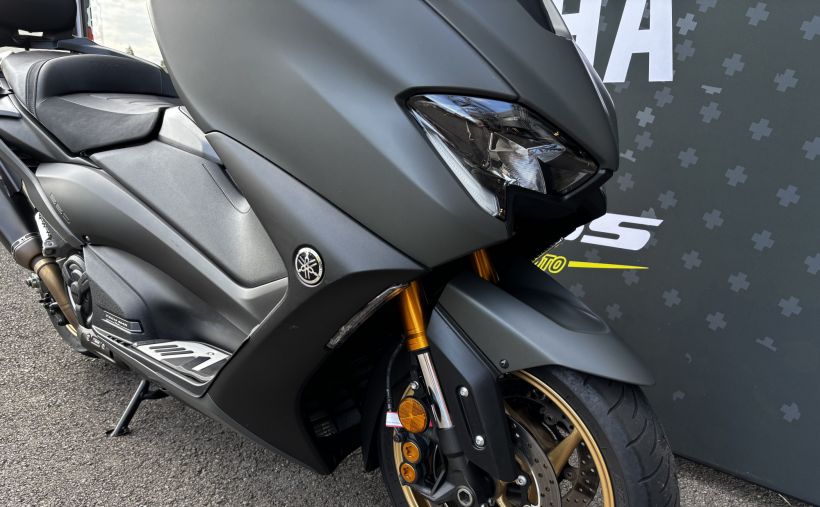 YAMAHA XP T-MAX 560 TECH MAX KAMO 8