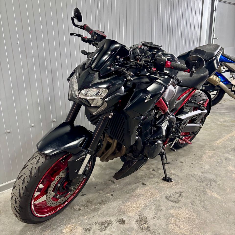 KAWASAKI Z 900 12