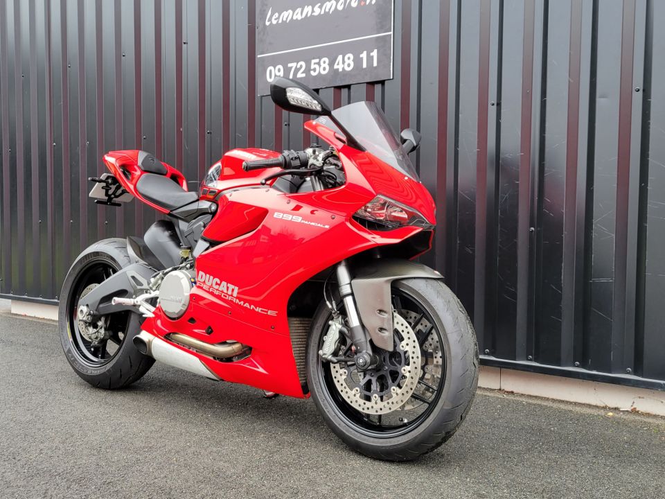 DUCATI PANIGALE 899 10