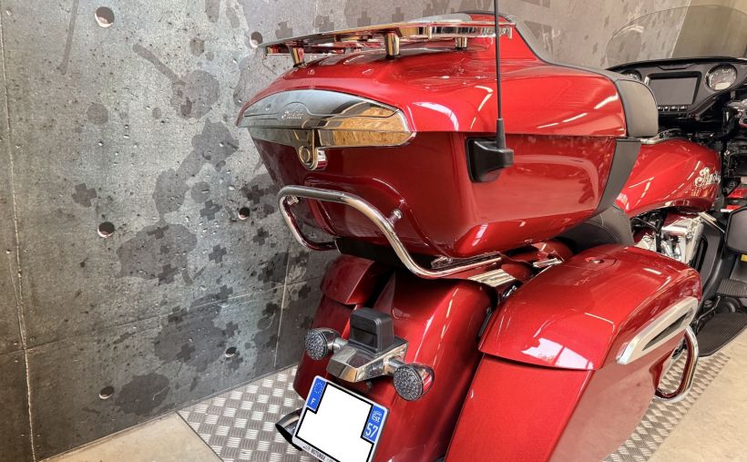 INDIAN ROADMASTER 1800 18