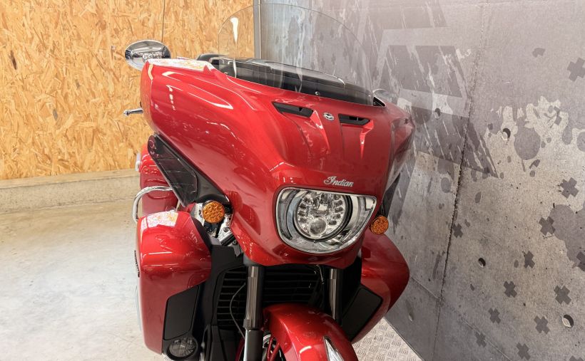 INDIAN ROADMASTER 1800 9