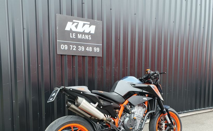 KTM 890 DUKE R 20