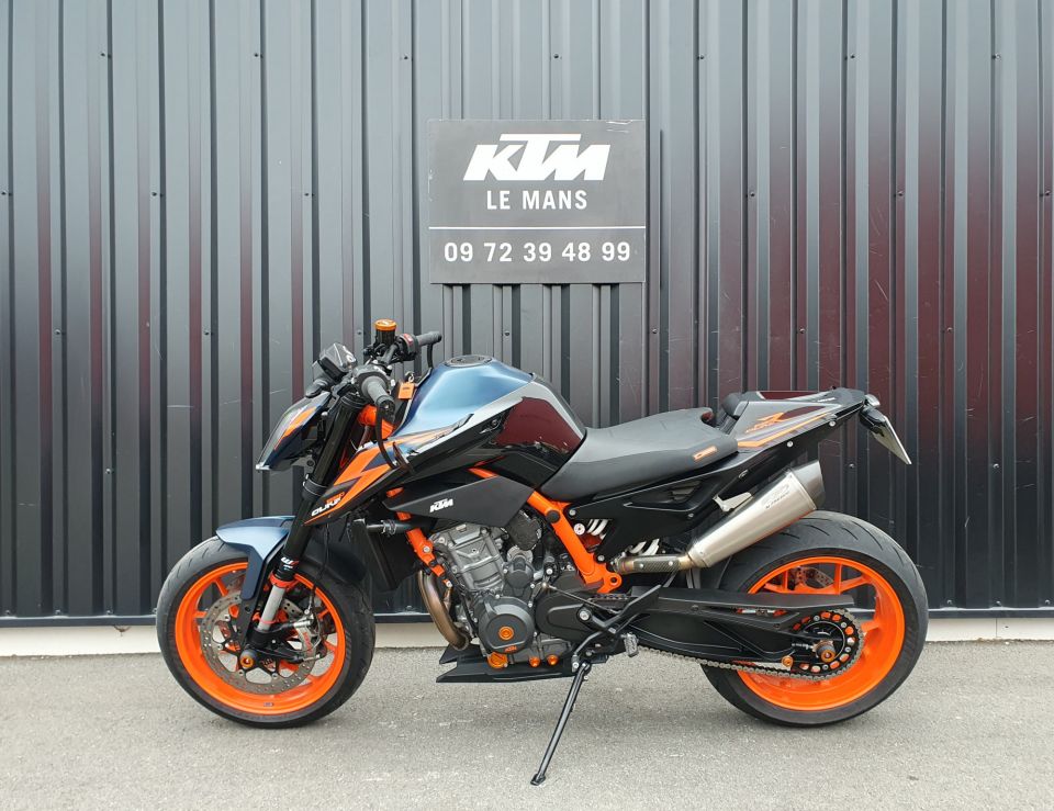 KTM 890 DUKE R 5