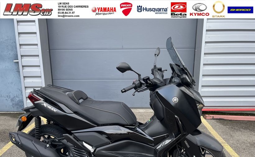 YAMAHA XMAX 125 TECH MAX 0