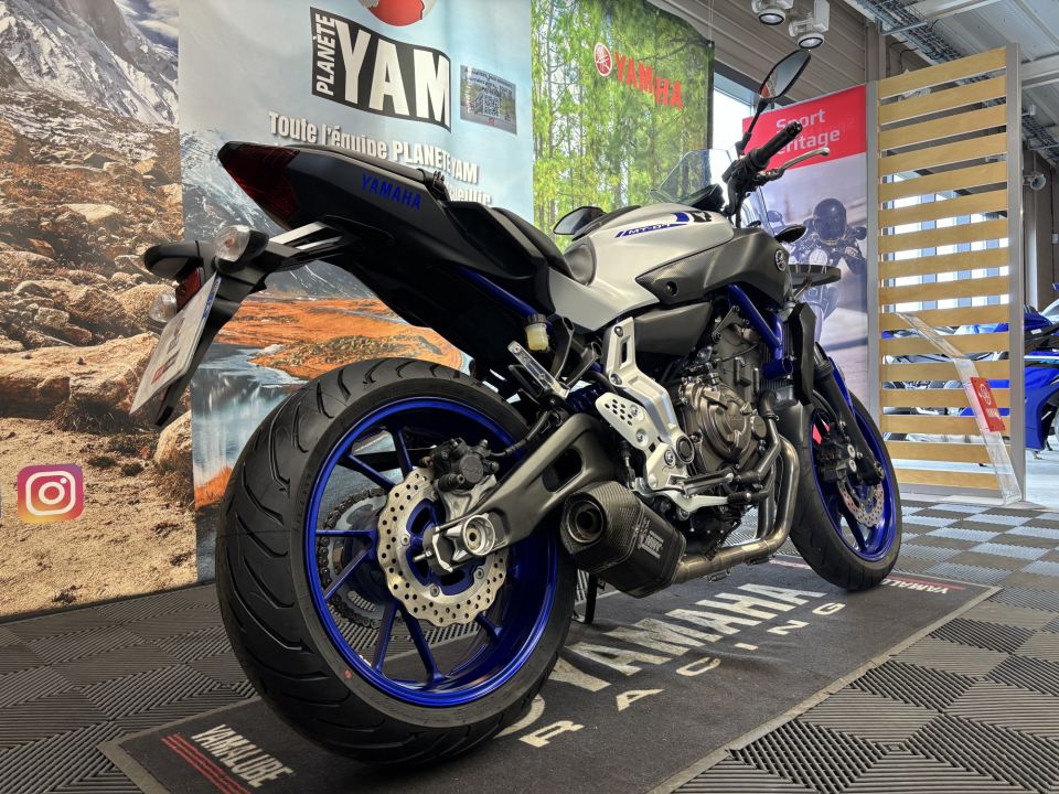YAMAHA MT-07 (47.5CV) 2