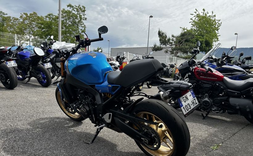 YAMAHA XSR 900 6
