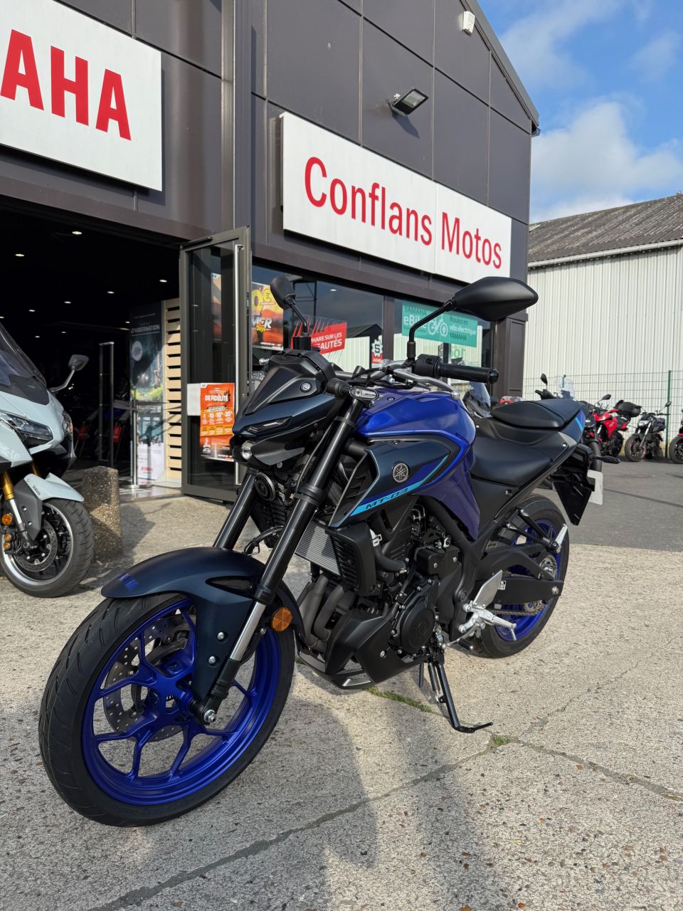 YAMAHA MT-03 2