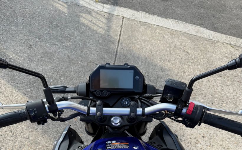 YAMAHA MT-03 7