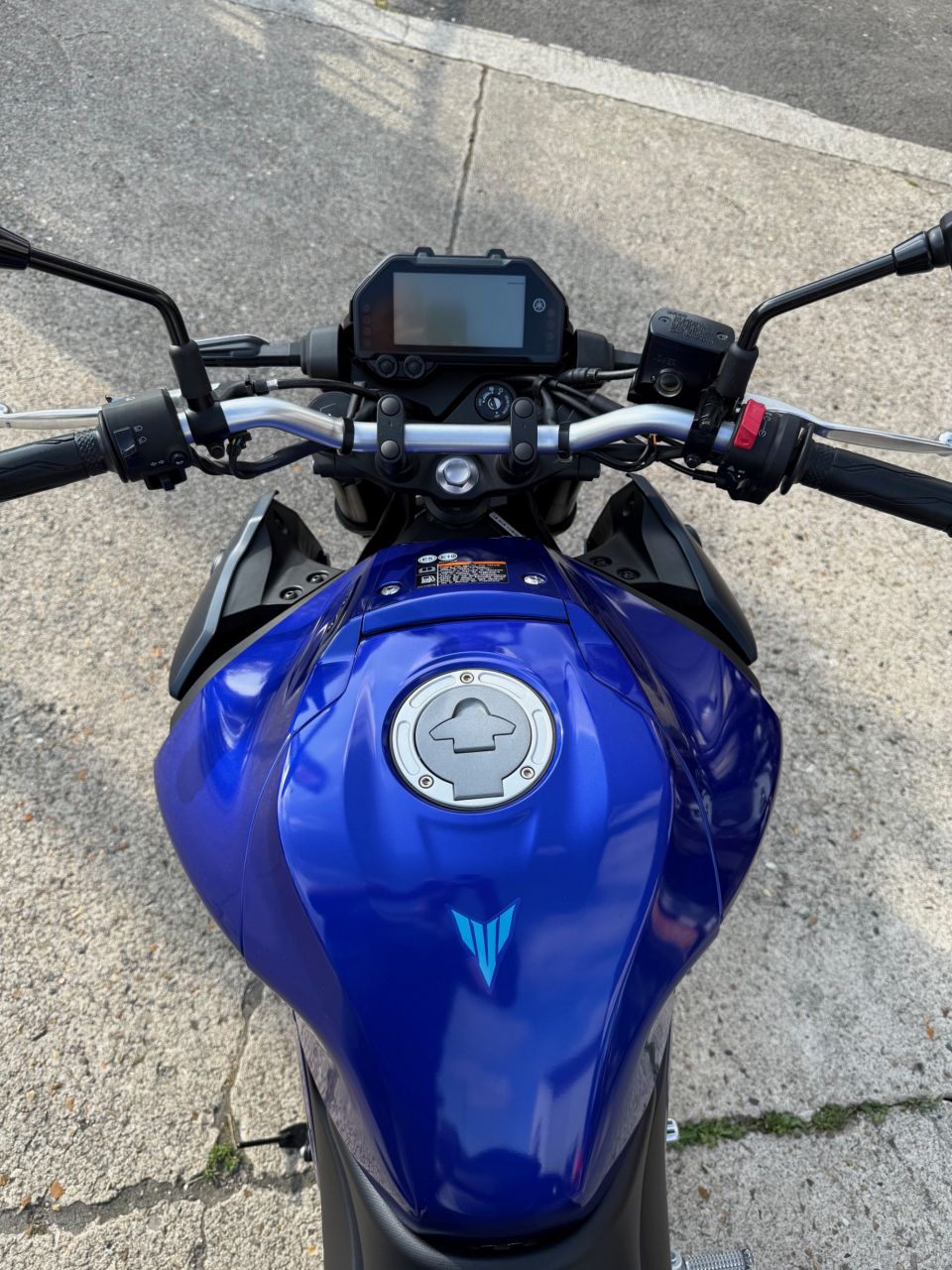 YAMAHA MT-03 7