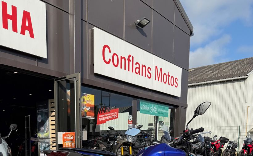 YAMAHA MT-03 6