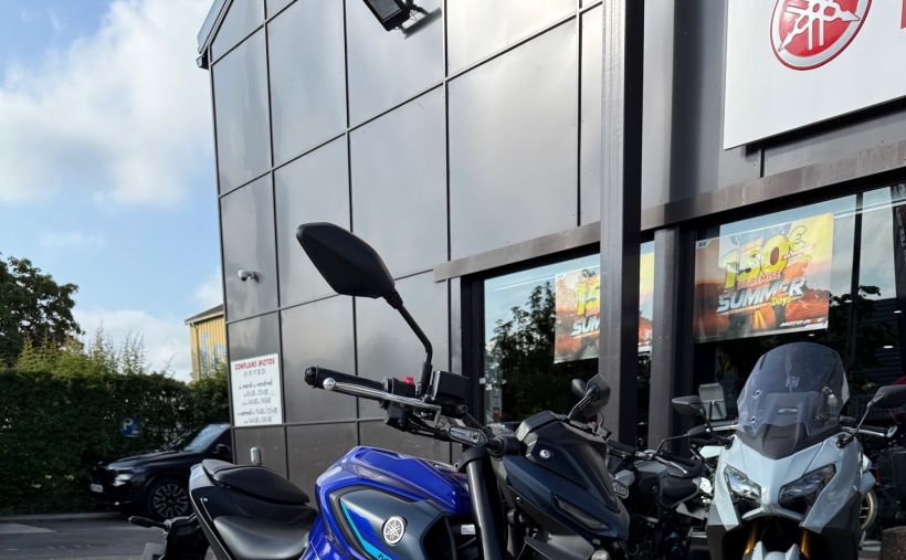 YAMAHA MT-03 3