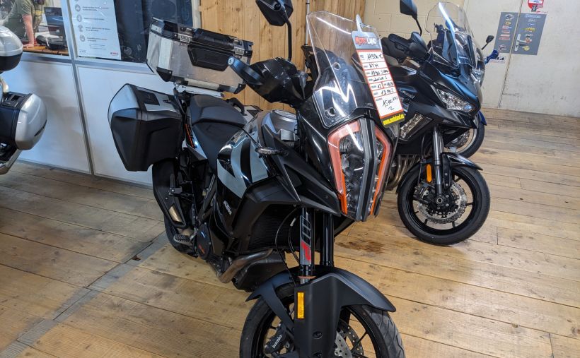 KTM 1290 SUPER ADVENTURE S 4